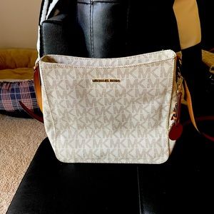 Michael Kors super shoulder bag